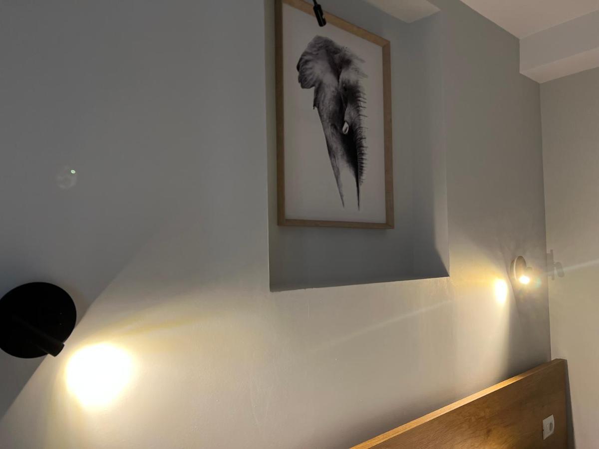 Koni'S Studio Apartments 티라나 외부 사진